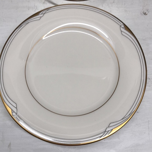 O597 Golden Cove by Noritake 5pc. Bread & Butter Plate - Picture 4 of 6